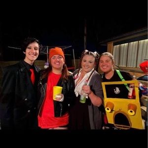 Meet your Posher, Michelle